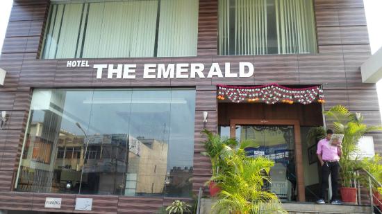 Hotel Emerald